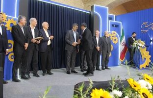 قدردانی استاندار یزد از مدیرعامل چادرملو