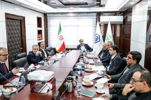 رویکرد و دستاورد پژوهش‌ها باید کاربردی باشد