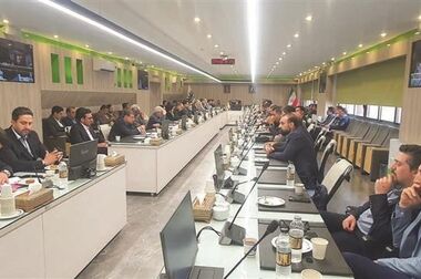 لزوم تسریع در پیشرفت فازهای بعدی نیروگاه ۶۰۰ مگاواتی خورشیدی گروه فولاد مبارکه