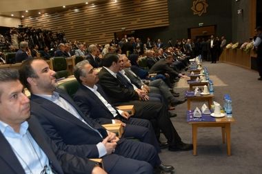 تأکید بر توسعه خدمات دیجیتال، حمایت از تولید اشتغال‌زا و افزایش نقش آفرینی مدیریت های استانی این بانک در تصمیم گیری ها و سیاست های کلان بانکی