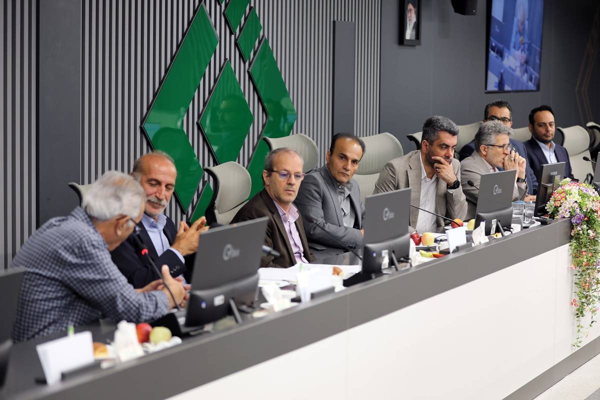 پانزدهمین نشست اتاق فکر صنعت بیمه برگزار گردید