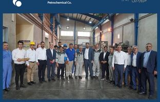 بازدید نوروزی مدیرعامل پتروشیمی مارون از بخش‌های تولیدی و اداری
