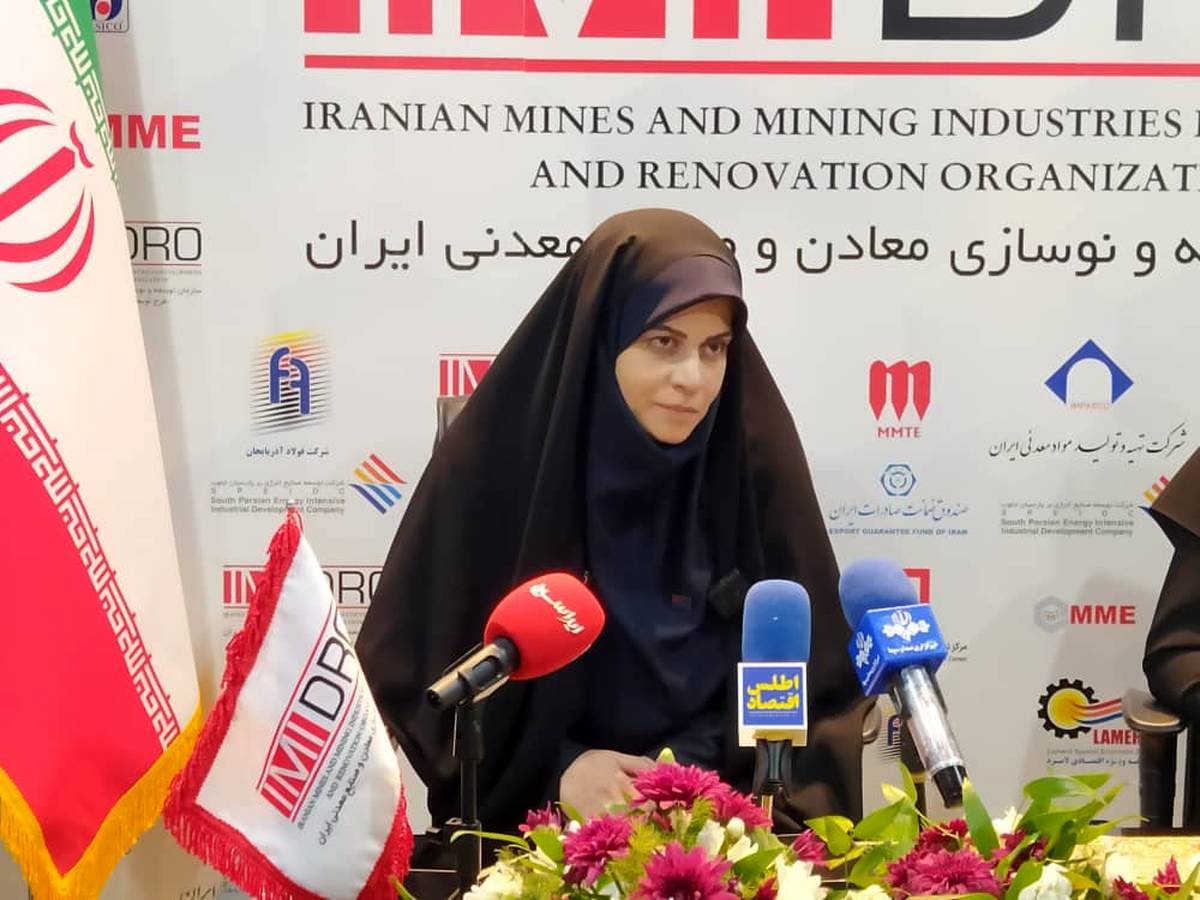 هوشمندسازی معادن و تدوین سند تحول دیجیتال از برنامه‌های کلیدی ایمیدرو است 