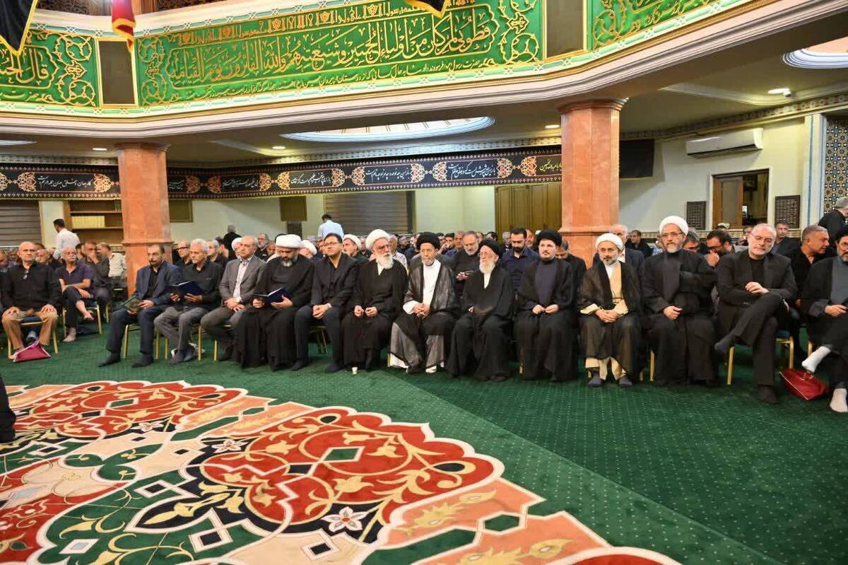 برگزاری مراسم گرامیداشت امامِ مجاهدِ شهید و شهدای خانواده ایشان در منطقه یک