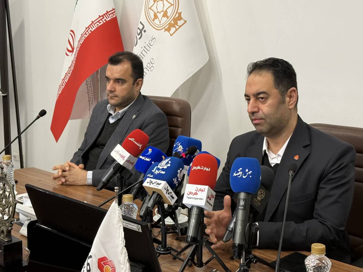 بانک ملت با صلابت در مسیر تقویت بنیه مالی و افزایش سرمایه حرکت می‌کند