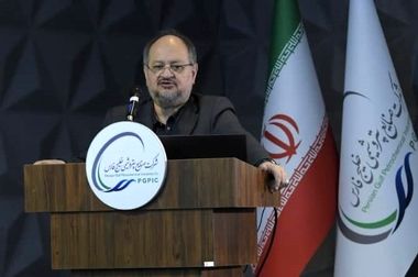 آغاز اجرای طرح منتورینگ در هلدینگ خلیج فارس/آینده‌نگری بزرگترین شرکت پتروشیمی ایران با پرورش مدیران آینده توسط مدیران فعلی