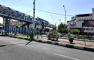 پل‌های عابر پیاده مکانیزه خیابان آزادی نوسازی می شوند