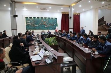 برگزاری جشن یلدا برای دانش آموزان بافقی