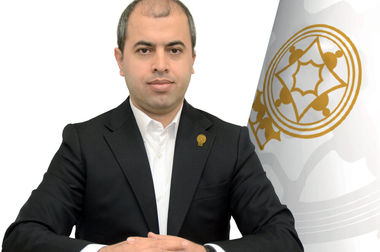 نواخته شدن زنگ آغاز معاملات بورس تهران به مناسبت سی‌امین سال عرضه سهام پارس دارو