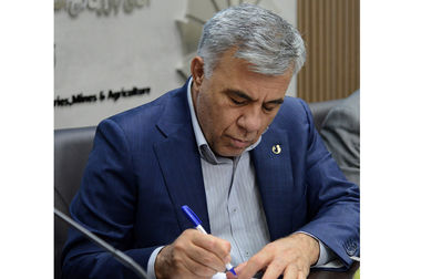 مشاور رئیس سازمان زمین‌شناسی واکتشافات معدنی کشور در حوزه هوشمندسازی و تحول دیجیتال اعلام کرد: تهیه نقشه راه هوشمندسازی و تحول دیجیتال در حوزه زمین‌شناسی و اکتشاف