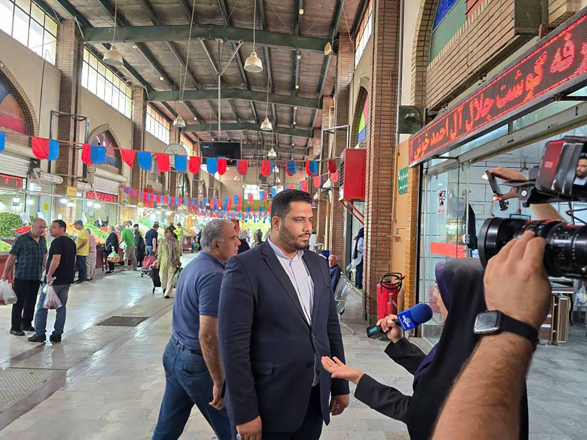 امکان خرید بیشتر شهروندان با کالا برگ به دلیل اختلاف قیمت میادین و بازارهای میوه و تره‌بار/ بدون ایستادن در صف انتظار با کالا برگ خرید کنید!