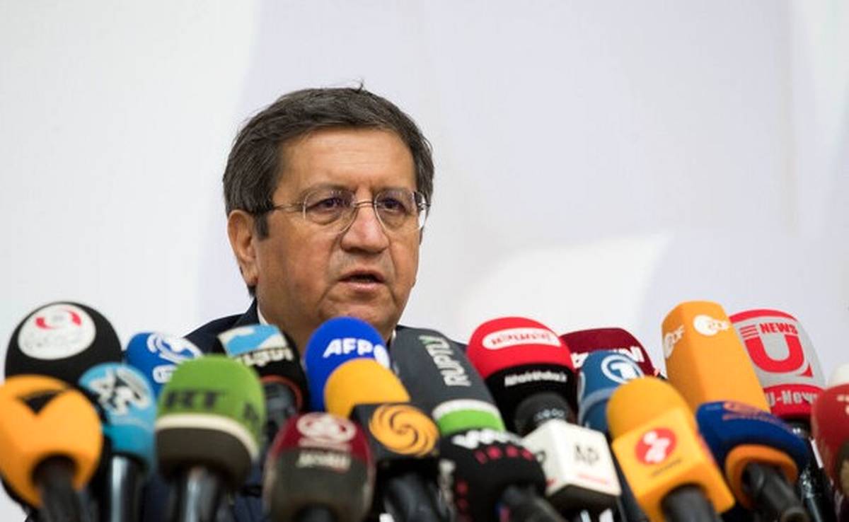 تعرفه ۹۶ درصدی آیفون مصوبه ما نبود/ تعرفه بیشتر از ۳۰ درصد نیست