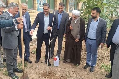 نقش موثر پایگاه داده‌های علوم زمین در جذب سرمایه برای معدن