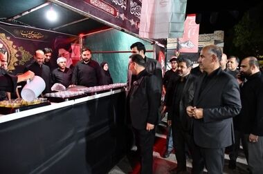 برگزاری مراسم بزرگداشت امام شهید ایران در شرکت سهامی بیمه ایران