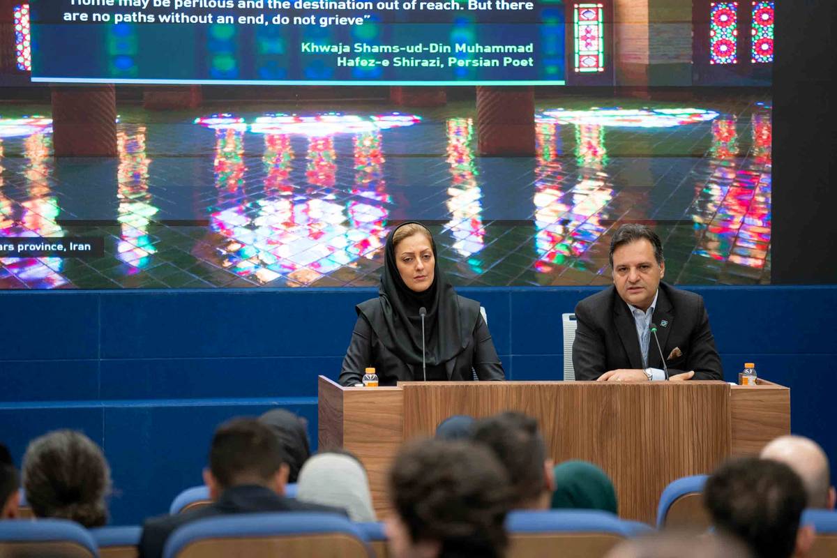 انتشار نخستین گزارش سرمایه‌انسانی شبکه بانکی توسط بانک سامان/ارتباط مستقیم رشد وفاداری کارکنان با سود سازمان