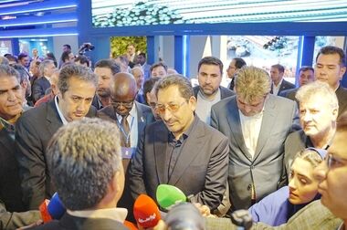  برنامه آغاز عملیات اجرایی 4 میلیارد دلار پروژه معدن و صنایع معدنی در سال جاری /درخواست آقاجانلو از عارف برای تامین انرژی پایدار و اتصال مناطق ویژه اقتصادی جنوب به خطوط راه آهن 