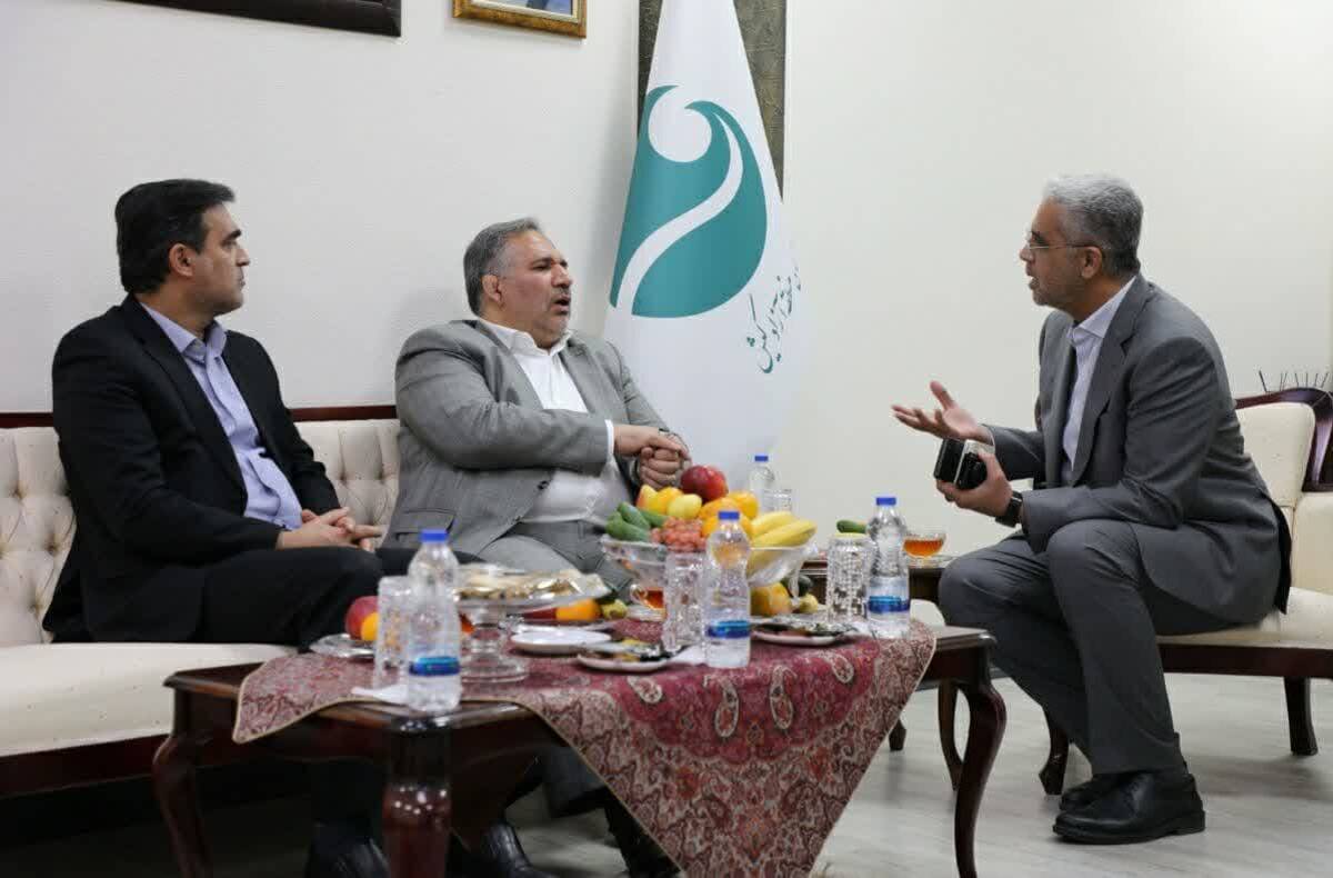 دیدار مدیرعامل شرکت پتروشیمی بدر شرق با رئیس کمیسیون اقتصادی مجلس