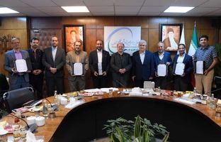 انعقاد ۲ قرارداد با دانشگاه‌های تهران و صنعتی شریف/ رونمایی از ۷ پروژه فناورانه‌ای که از سوی صندوق سرمایه‌گذاری خطرپذیر خلیج‌فارس تأمین مالی می‌شوند/ سرمایه‌گذاری هلدینگ خلیج‌فارس در آزمایشگاه هوش مصنوعی صنعت نفت، گاز و پتروشیمی