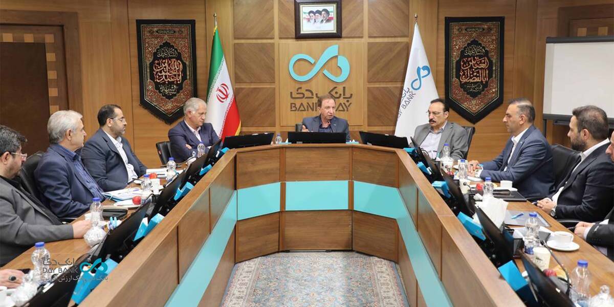 تحول در بانک دی؛ از تسهیلات آنلاین تا راه‌اندازی هلدینگ IT