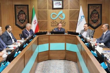 تثبیت جایگاه « بانک دی» در زنجیره ارزش صنایع مادر با امضای تفاهم‌نامه همکاری با صبا فولاد خلیج فارس