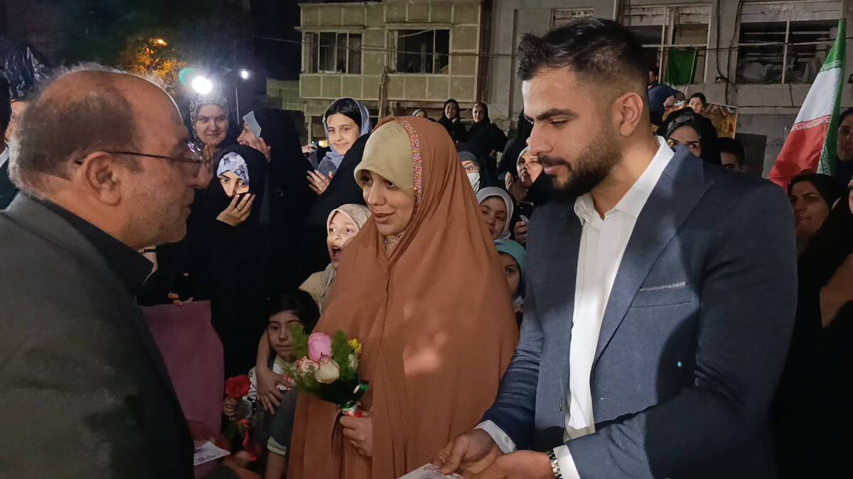 جاری شدن خطبه عقد ۱۷ زوج جوان در محلات نازی آباد، یاخچی آباد، جوادیه / از اجتماع ۵ هزار نفری در نازی‌آباد تا پیمان آسمانی در جوادیه و یاخچی آباد