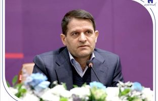 نخستین همایش هم‌اندیشی بانک صادرات ایران با فعالان صنعت پتروشیمی برگزار شد/ معاون وزیر نفت و مدیرعامل شرکت ملی صنایع پتروشیمی: توسعه سرمایه‌گذاری در پتروشیمی بدون بانک‌های بزرگ امکان‌پذیر نیست