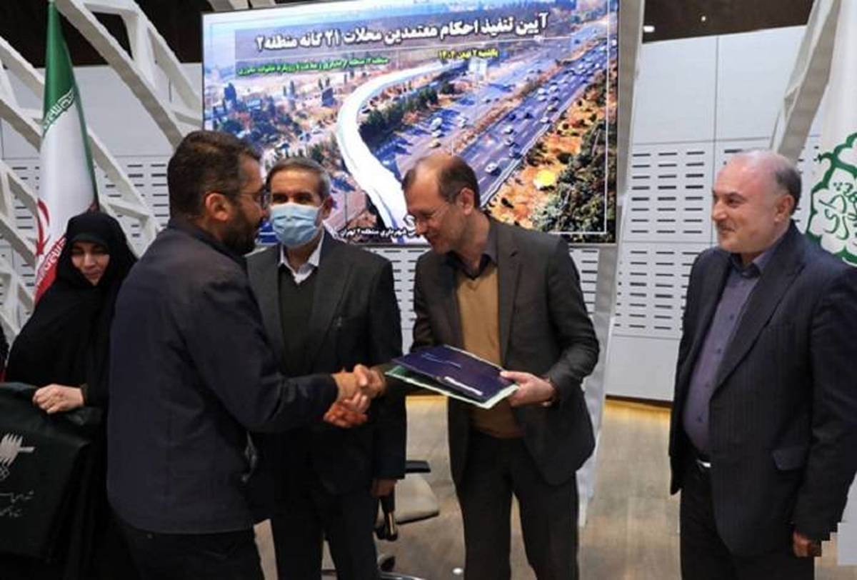 تعامل دوسویه با معتمدین محلات اولویت شورای شهر تهران است/ توسعه محلات با مشارکت معتمدین  و مدیریت شهری رقم می خورد