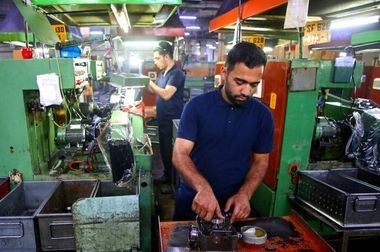  کار بی‌قرارداد؛ سکوت کارگران، تخلف کارفرمایان