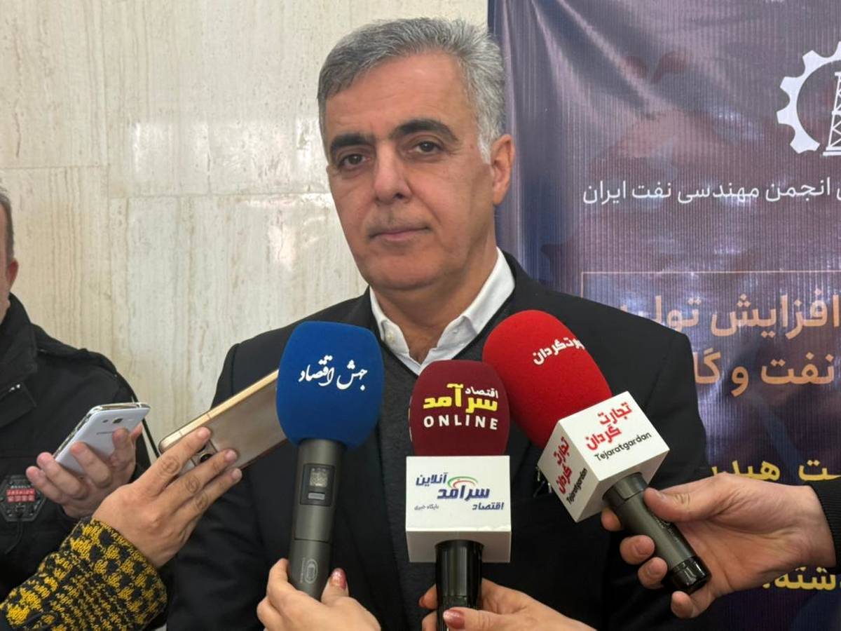 پتروایران برای توسعه پروژه‌های نفت و گاز از توان شرکت‌های داخلی و دانش‌بنیان بهره می‌گیرد/چشم‌انداز پتروایران؛ توسعه میادین نفت و گاز با پروژه‌های بلندمدت در جنوب و غرب