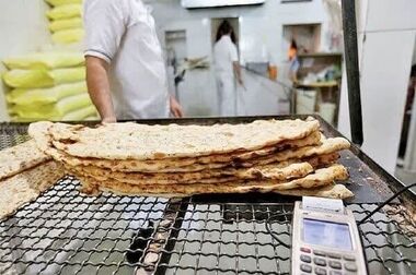 هیچ کمبودی در تأمین نان وجود ندارد/ آغاز فعالیت نانوایی‌های سیار طی روزهای آینده