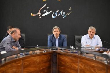اتمام آسفالت و خط‌کشی ۱۴ مدرسه منطقه یک در کمتر از ۱۵ روز 