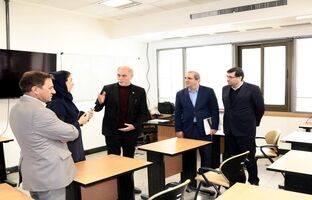 بازدید مشاور وزیر صمت از کانون ارزیابی هزار مدیر حرفه‌ای درسازمان مدیریت صنعتی
