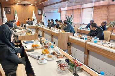 در مجمع عمومی عادی سالیانه وصندوق، ۲۳۹ تومان سود برای هر سهم تقسیم شد / پناهی: بازدهی صباانرژی بالاتر از میانگین شرکت‌های چندرشته‌ای و فراتر از شاخص کل بازار سرمایه است / استراتژی ما بهینه‌سازی پرتفوی وصندوق از طریق سرمایه‌گذاری‌های سودآور است