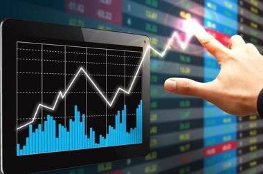 آماده عرضه خودرو در بورس هستیم/ محدودیت قانونی نداریم