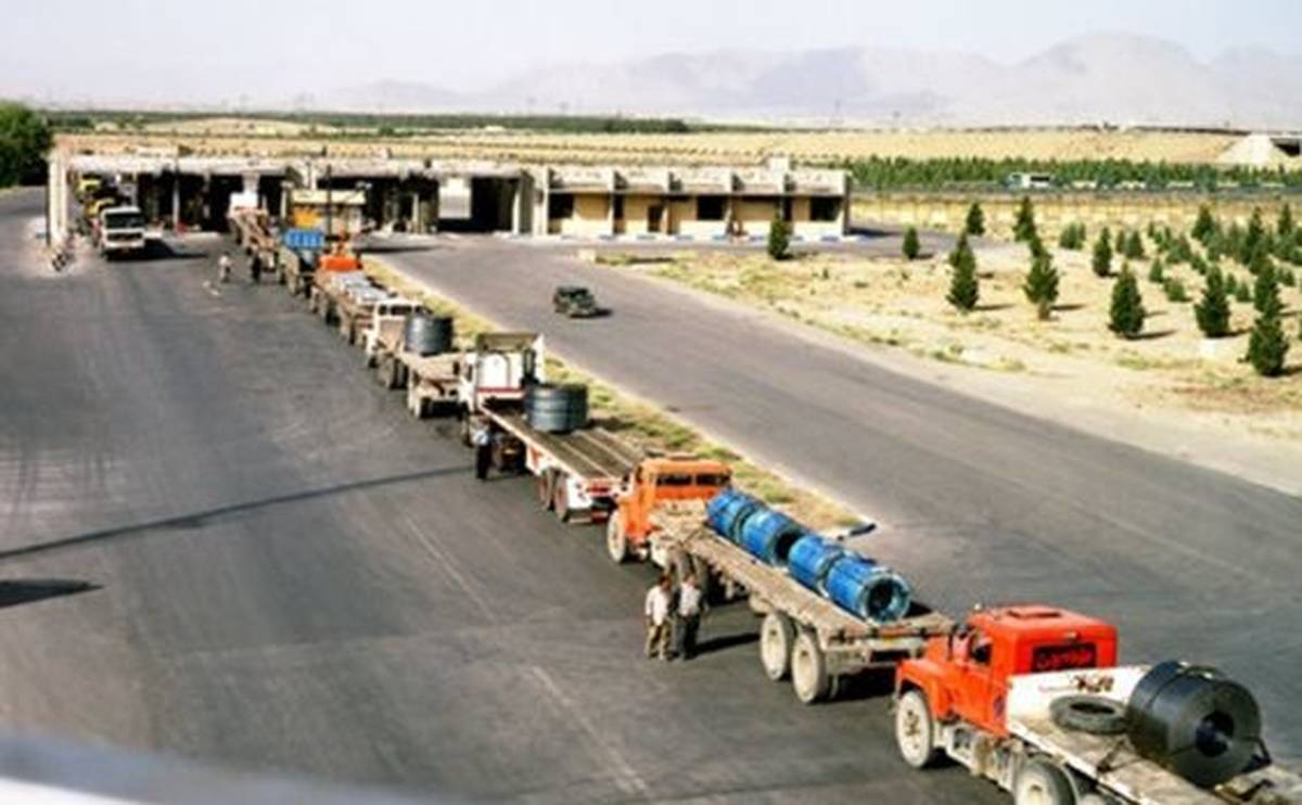 حمل بیش از ۱۷۷میلیون تن محصولات فولاد مبارکه به بازارهای داخلی و صادراتی