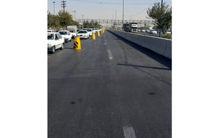 اجرای عملیات ایمن‌سازی و نصب نیوجرسی در محور آزادگان منطقه ۱۹