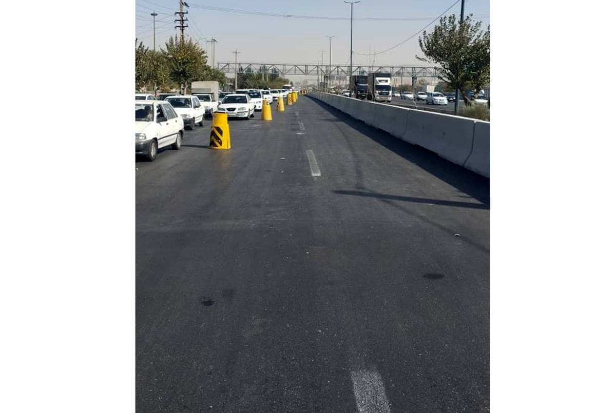 اجرای عملیات ایمن‌سازی و نصب نیوجرسی در محور آزادگان منطقه ۱۹