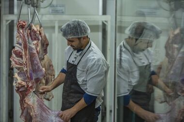 تأکید خاصه‌باف بر شفافیت مالی و ارتقای نظام اداری در سازمان سرمایه‌گذاری شهرداری تهران