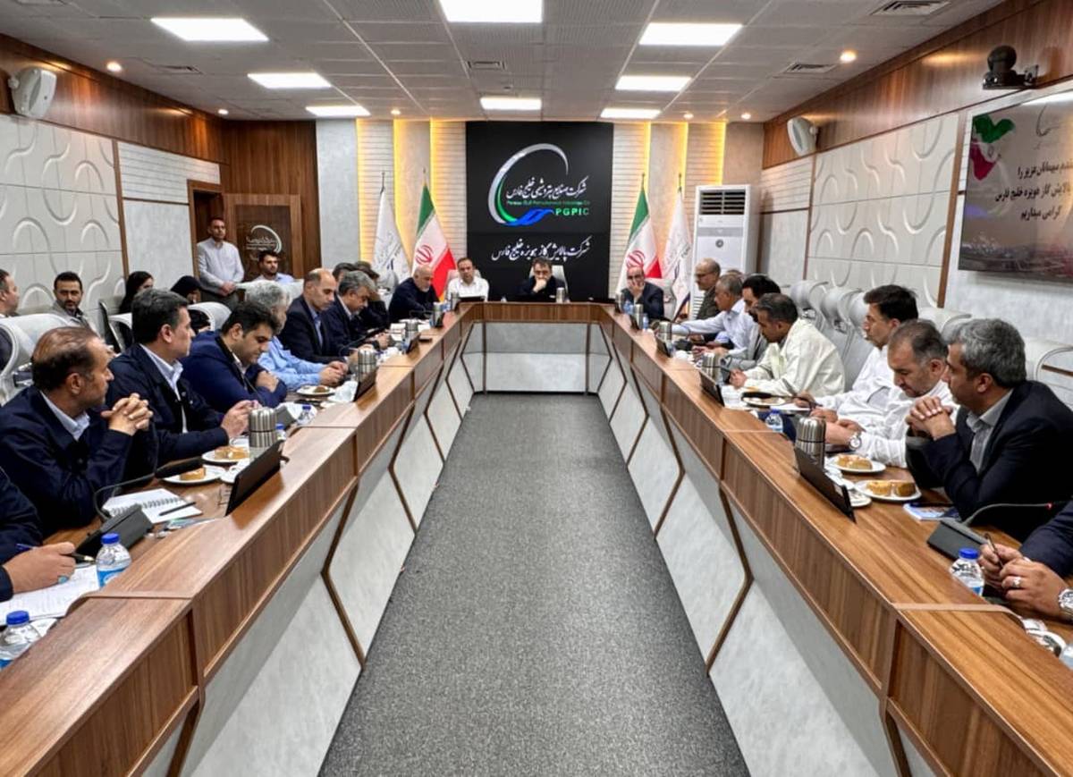 امین‌نژاد: تکمیل طرح پالایش گاز هویزه، کوتاه‌ترین و امن‌ترین مسیر تأمین خوراک پایدار برای پتروشیمی بندر امام است/ کیانی: پیشرفت فاز دوم طرح  3200 NGL از ۸۳ درصد گذشت/ تأکید صانعی بر اولویت‌بندی تکمیل مکانیکال واحدها