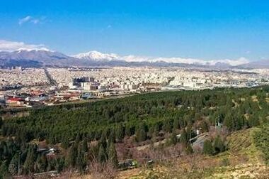 آبیاری ویژه ۶۰۰ هکتار از بوستان جنگلی سرخه‌حصار 