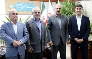بازدید مشاوران رئیس بنیادشهید و امورایثارگران از صندوق قرض‌الحسنه شاهد