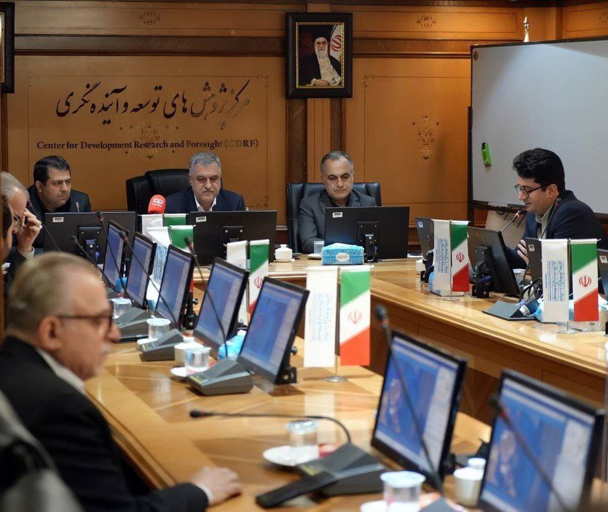 مدیریت صحیح، پایداری مالی و توانگری بالا از عوامل مهم و ضروری در سرمایه گذاری برای تولید در صنعت بیمه است