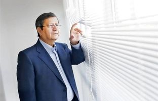 آزمون دوباره همتی در اقتصادِ گرفتار تورم مزمن