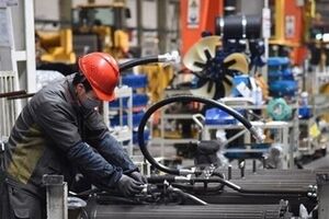 جزئیات جدید از بسته‌های حمایتی دولت برای کسب‌وکارها/ دولت سهم بیمه کارفرما را بدهد تا تعدیل نیرو متوقف شود