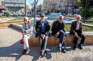 جامعه کارگری باید در ساماندهی مشاغل سخت و زیان آور پیشگام باشد
