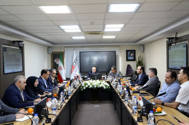 بازدید دانشجویان مهندسی معدن دانشگاه تهران از بزرگ‌ترین معدن سرب و روی خاورمیانه در مهدی‌آباد یزد