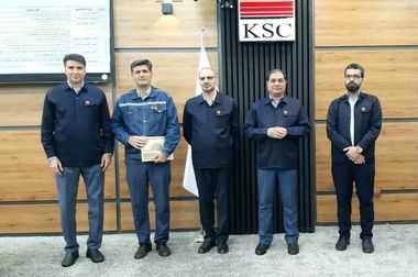  دیدار معاون منابع انسانی و امور اجتماعی با کارکنان آتش نشانی و ایمنی فولاد خوزستان