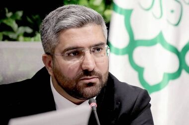  نوسازی و بهسازی بیش از ۳۱۰۰ مترمربع پیاده‌رو در ۸ معبر منطقه۱۳