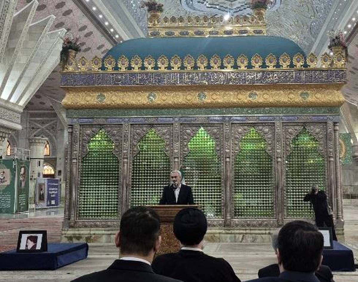 تجدید میثاق خانواده بیمه ایران با آرمان‌های امام خمینی (ره)