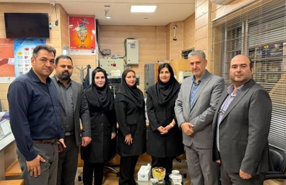 سرپرست مدیریت عامل بانک سرمایه از شعبه برج فرمان بازدید کرد